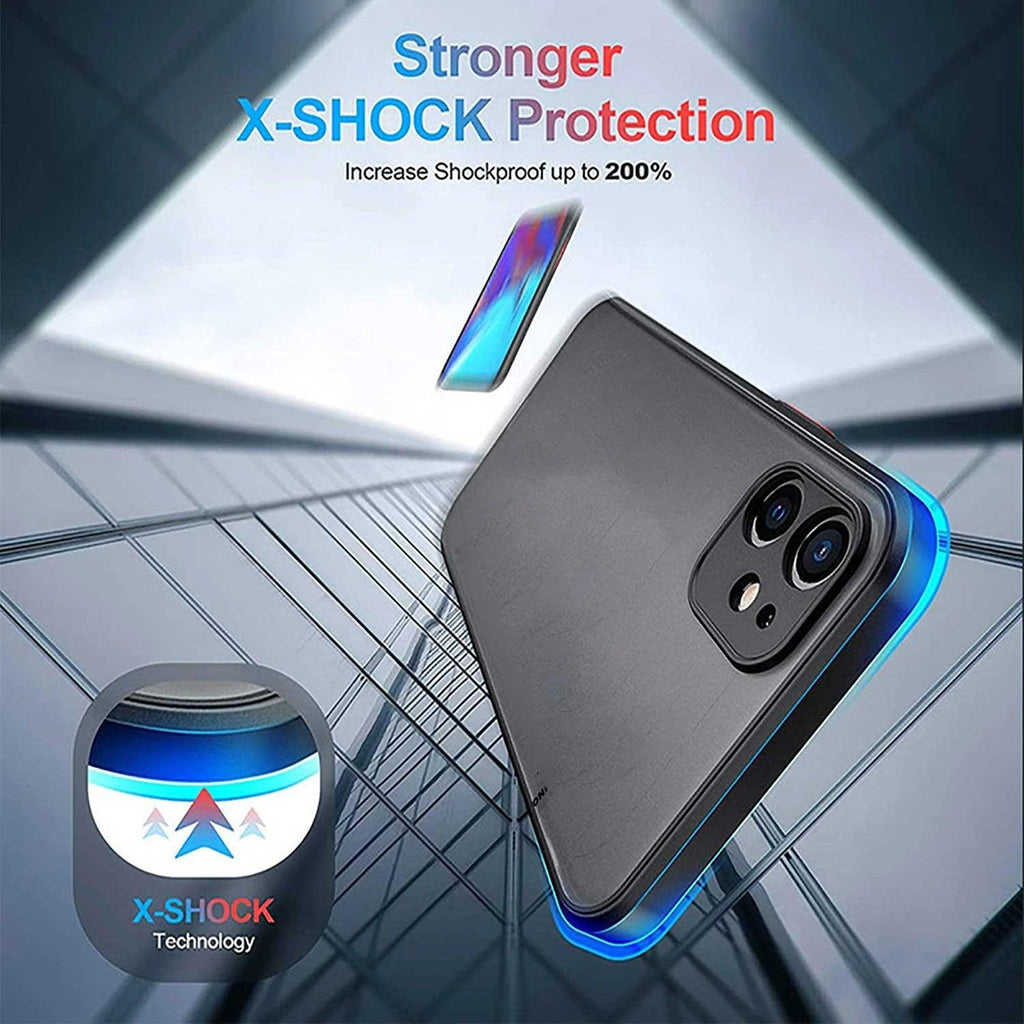 Funda transparente esmerilada de anime para iPhone