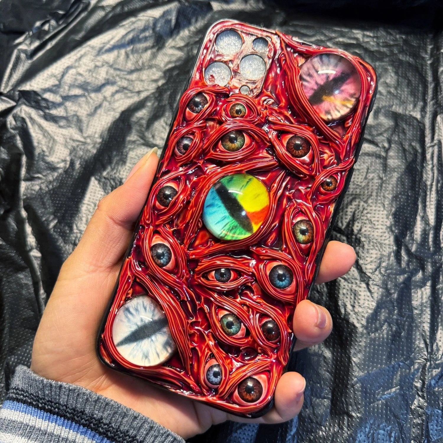 Handmade 3D Horror Eyeball Phone Case Gothic Creepy Realistic Eye Case –  HelloAnimeCases