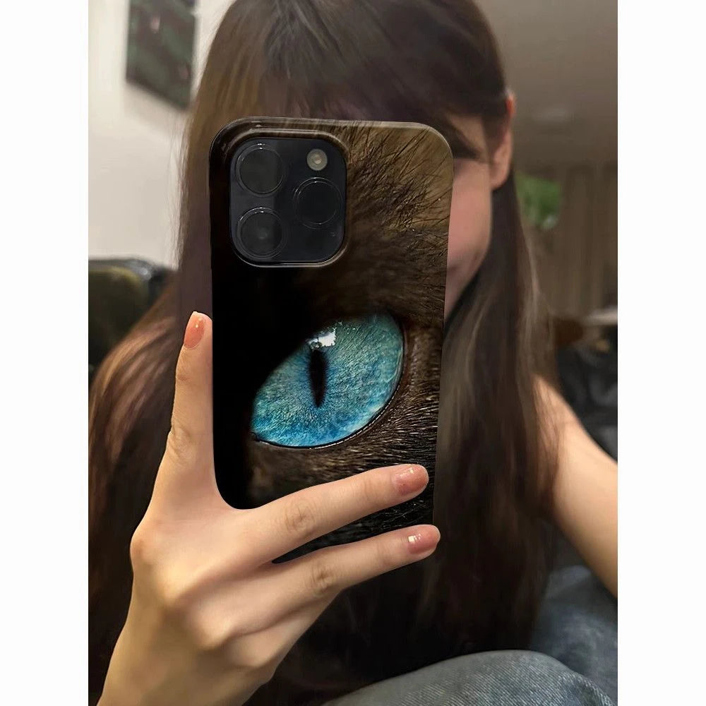 Glowing Blue Cat Eye in the Dark Phone Case iPhone