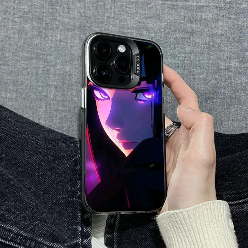 Funda para iPhone con diseño de Hinata y luz morada de Naruto