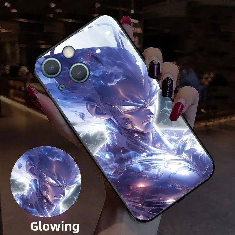 Funda para teléfono con luz y resplandor en la oscuridad de DBZ Saiyan